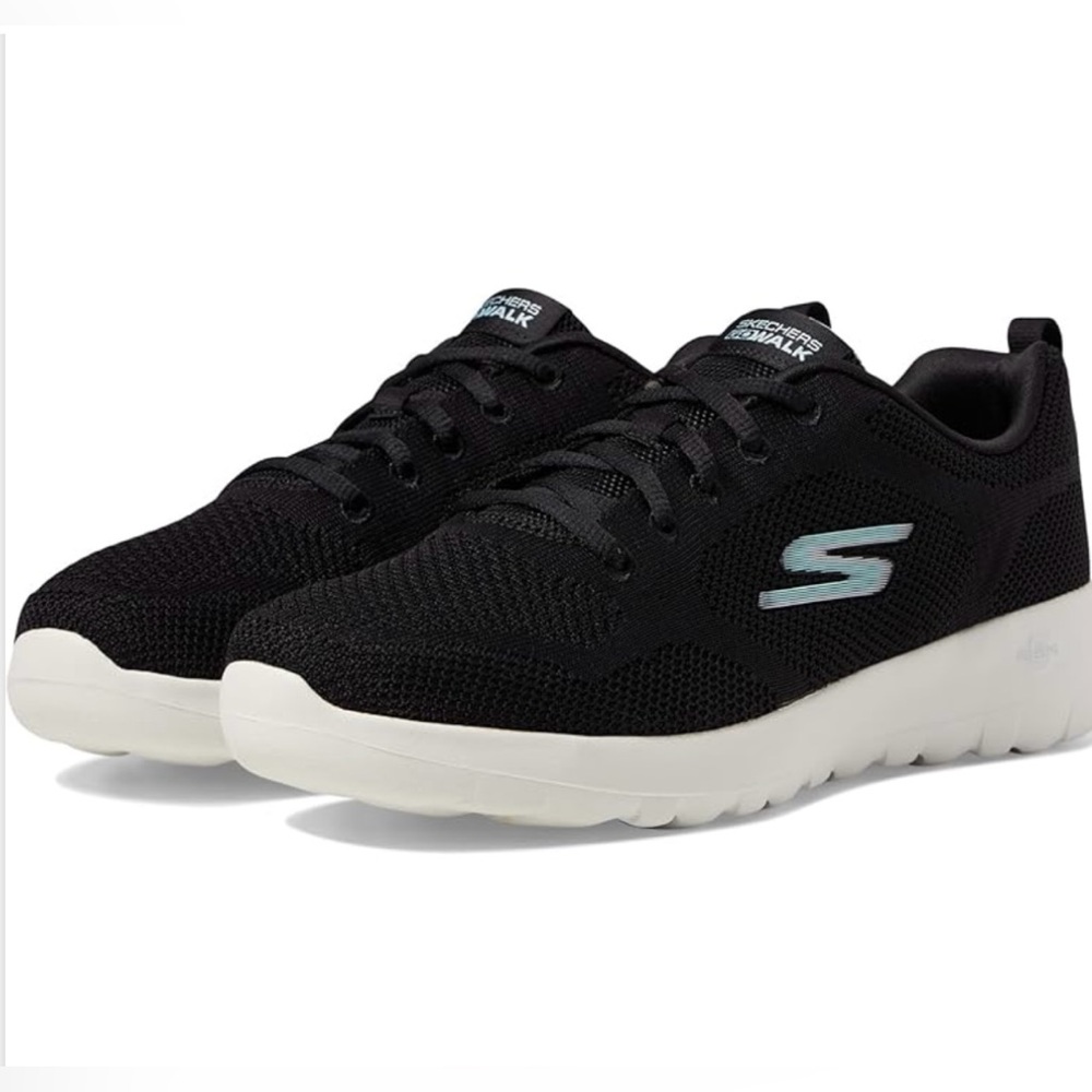 Skechers GOwalk Black Sneakers – Women’s Size 6.5